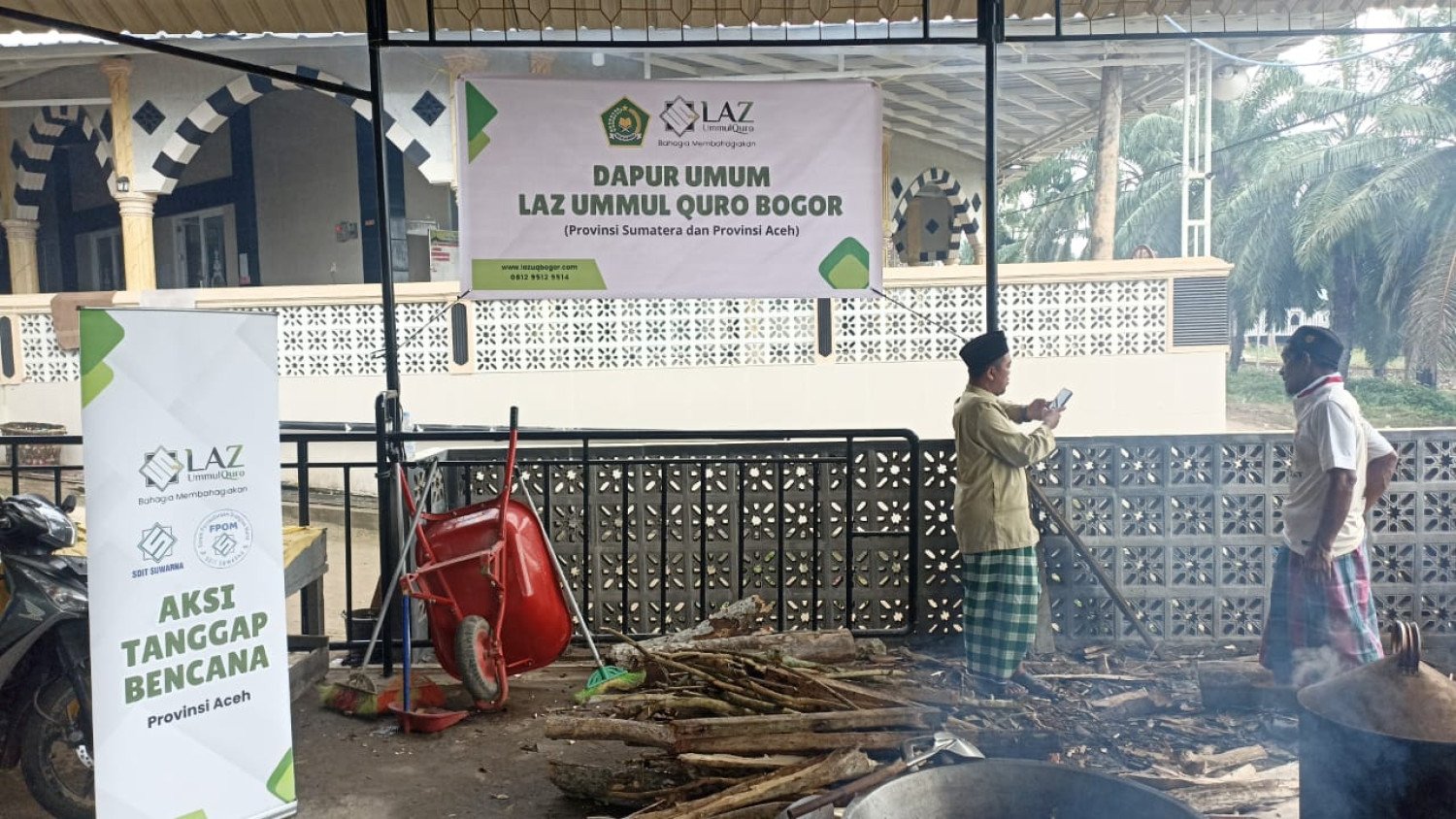 LAZ Ummul Quro Bogor Dirikan Dapur Umum di Aceh Tamiang