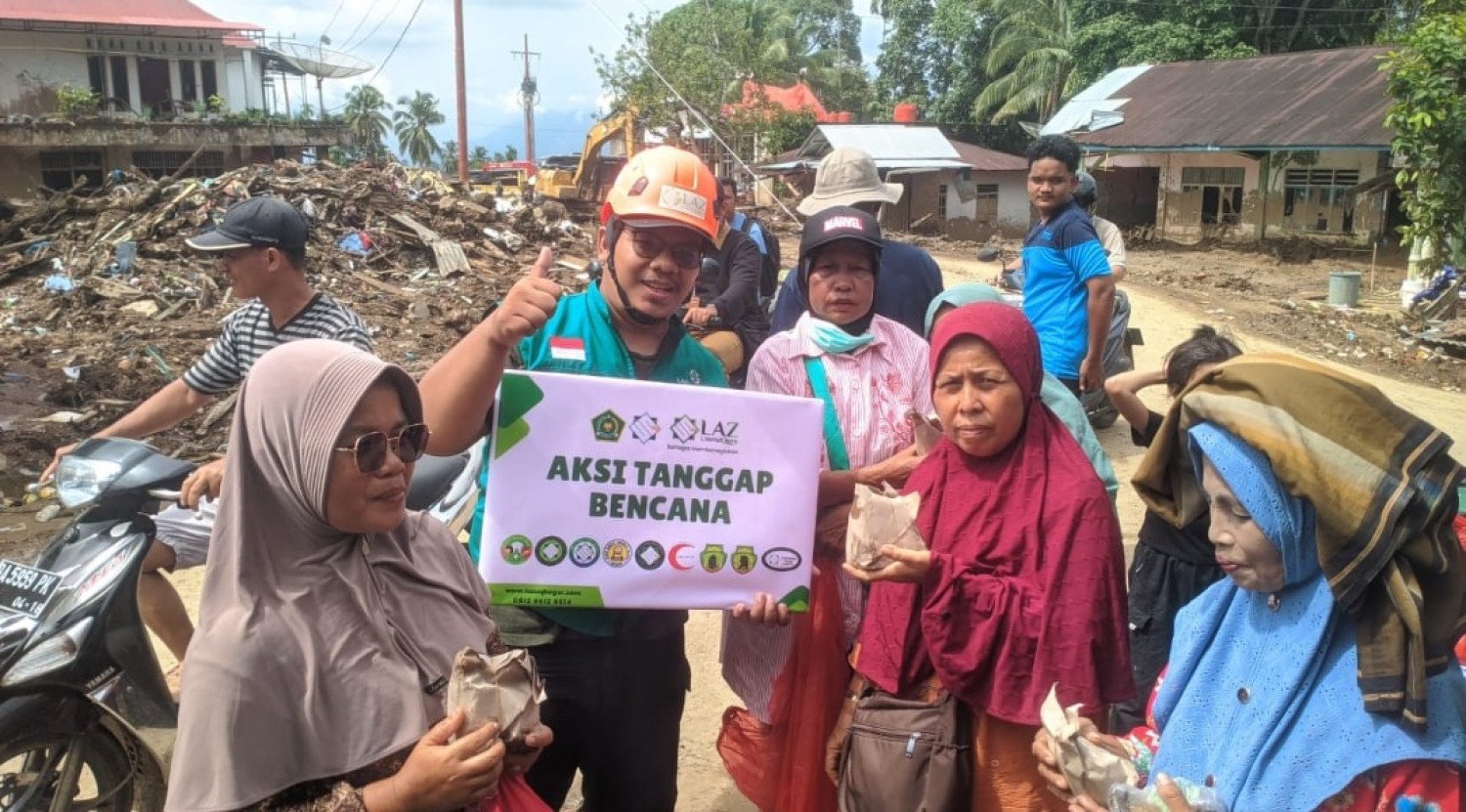 LAZ Ummul Quro Bogor Salurkan Bantuan untuk Korban Bencana di Aceh dan Sumatera Barat